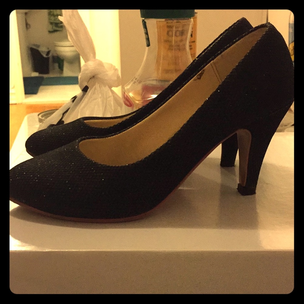 Black heels